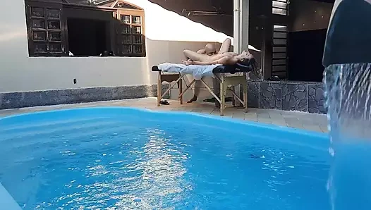 Massage in the pool. The therapist couldn't hold back and made her cum in his mouth.