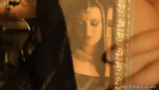 Esmer bebek ile müzik baştan çıkarma