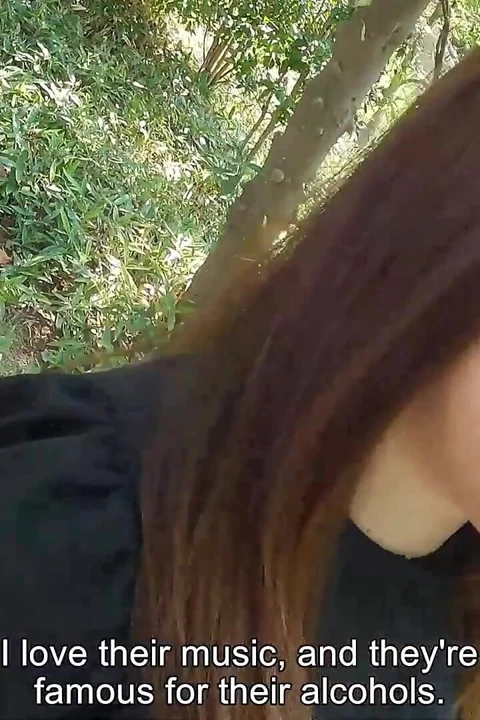 Üniversiteli kız Miki Sakasita bugün bize sulu götünü gösteriyor