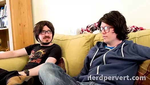 Myla elyse emme nerd horoz