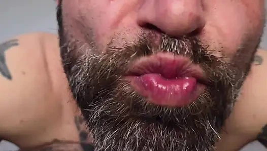 Babanın doğum gününde uslu oğlu için özel bir şeyi var