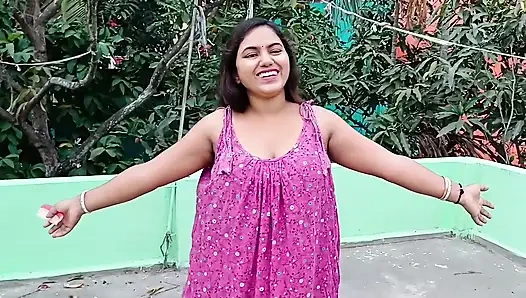 Loan emi ke Badle Bhabhi ji Ne Apne boobs pila diye or Lund ka pani bhi pinliya