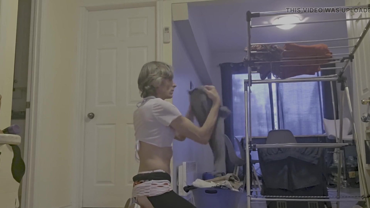 Sexyfilomena Does Her Housework and Has Fun