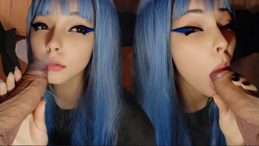 Sevimli egirl sigara içiyor ve yarak emiyor