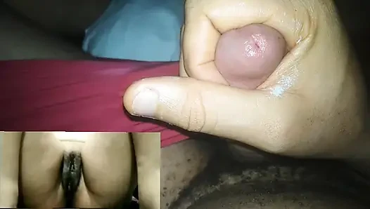 Mastürbasyon yapıyor