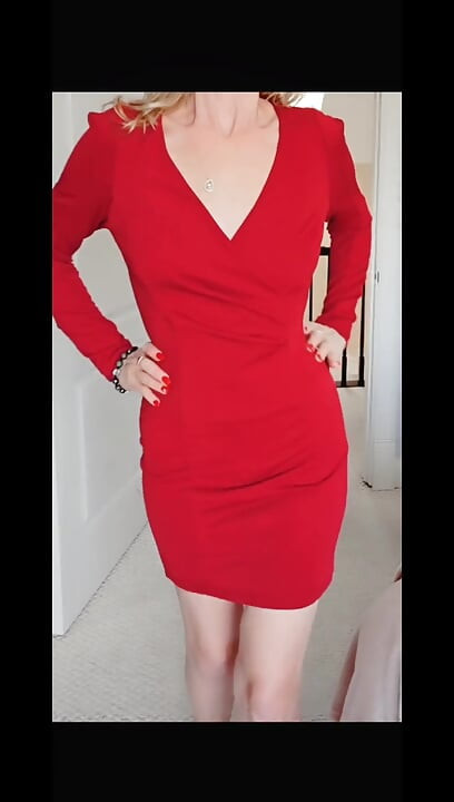 Azgın Hotwife Kitty Sevgililer Günü İçin Biraz Geç