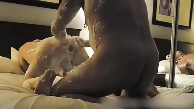 Üvey baba üvey oğlu tıraş kremsi gunge