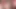 Kırmızılı seksi sarışın kanepede iki büyük yarağı emiyor ve sulu göğüslerine sıvazlıyor