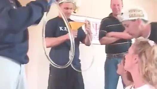 Kelly üniversiteli bölüm 8 DVD