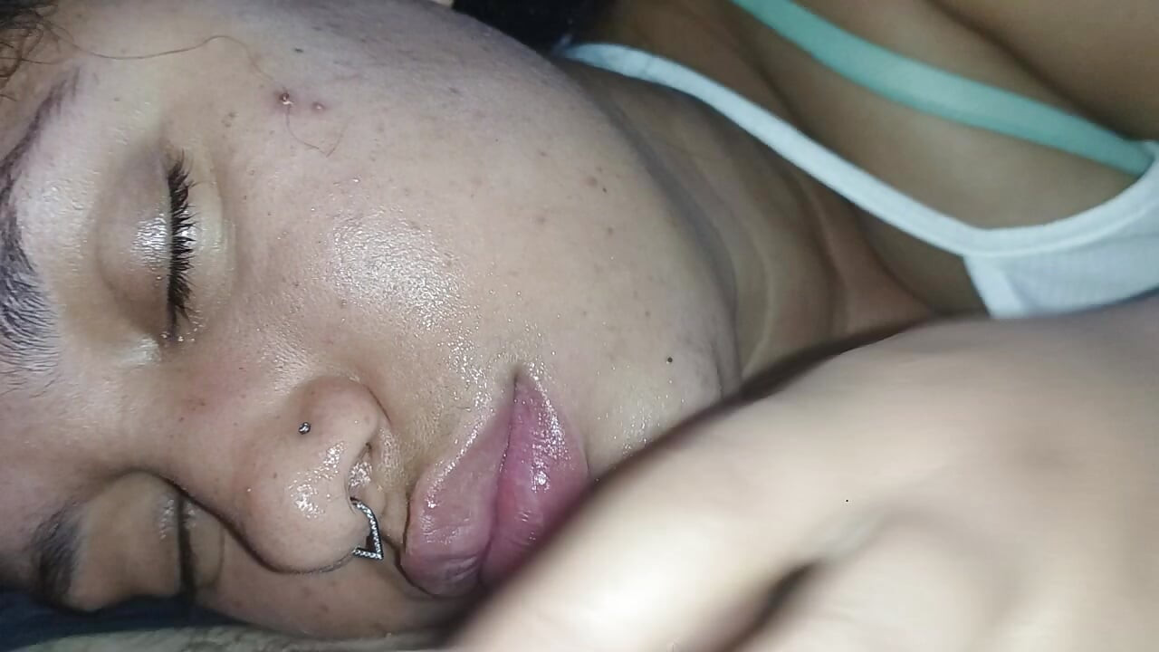 CREAMPIE IN HER MOUTH, SHE EAGERLY WAITS FOR ALL THE HOT CUM