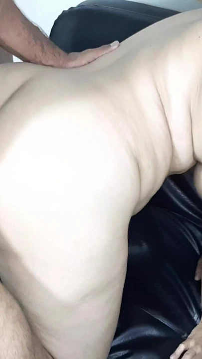 "Güzel Samara'nın götünü sikiyor" dan büyüleyici an