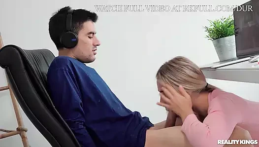 Evden çalışma - reality kings