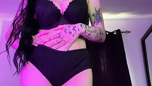 Sürtük İngiliz gotik edepsiz konuşma asmr