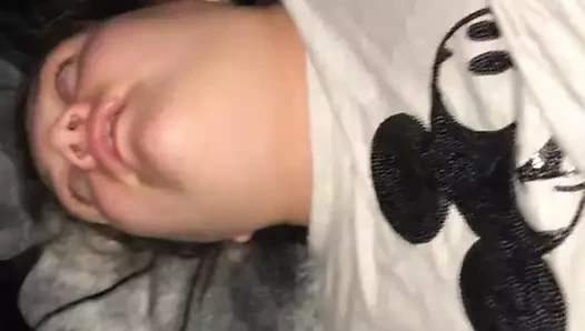 Başlarken onu kedi parçaladı