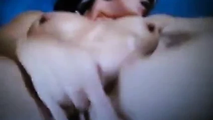 dev Sie fingert sich