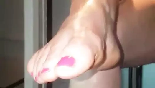 Bbw ayaklar wiggling ayak içinde senin yüzüne