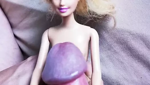 Barbie bebek içinde külotlu çorap alır yüz