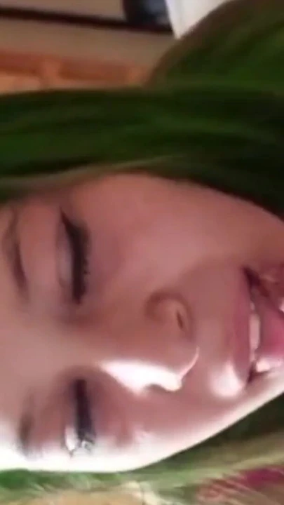 Эпический момент из "хороших минетов с париками"