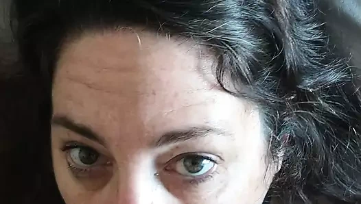 Yılbaşı - babamın sikini emmeyi seviyorum. olgun bbw itaatkar sürtük kedi yavrusu boğazlarını yeni yıl gününde bbc