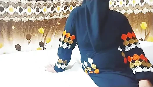 Üvey kızının kocasıyla seks, amını sikiyor