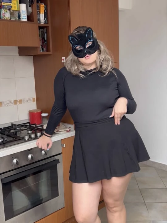 I've lost a bet and now I have to undress me and play with my assohole in front of my roommate!! WHAT A SHAME