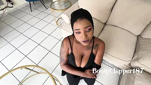 Utangaç tesettürlü kız ilk kez dölleniyor