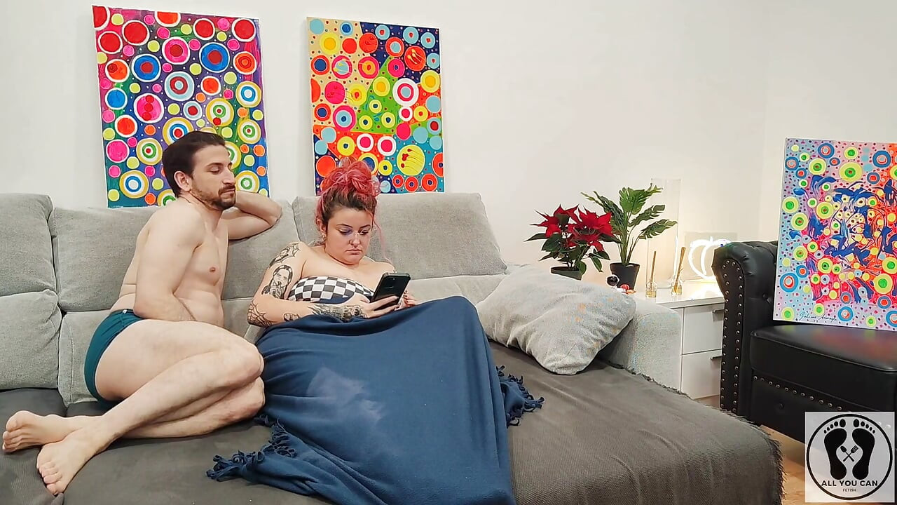 Fetişi görmezden gel kız arkadaş göğüslerine boşalıyor