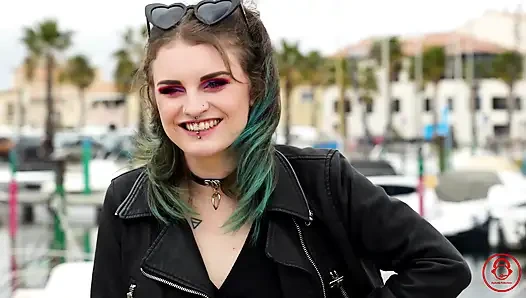 Trixy Kitty Çifte Hakimiyet