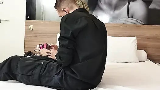 Motelde sikişten bts