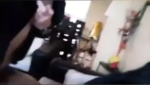 Aldatan kız arkadaşı erkeğini en iyi arkadaşının büyük horozunu seviyor