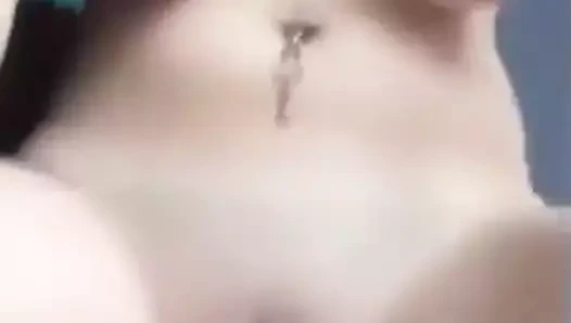 Büyük göğüsler kız sürtme ona sıkı kedi