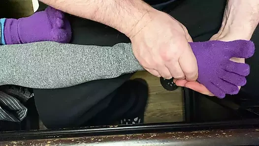 O minik seksi ayaklar ve uzun ayak parmakları için serin