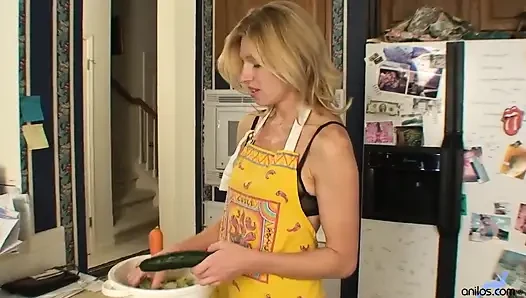 Kitchen Play