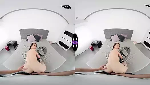 Breiny Zoe'nin gizli stres rahatlaması solo sikiş seansı - teenmegaworld