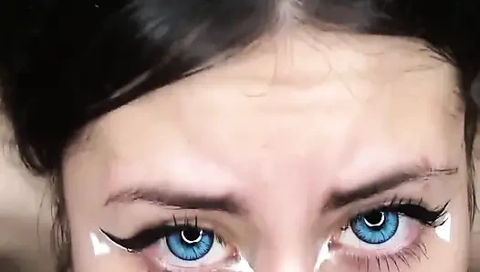 Kiraya ihtiyacım vardı, bu yüzden ev sahibiyle seks yaptım ve o beni yanlış delikten sikiyor!!