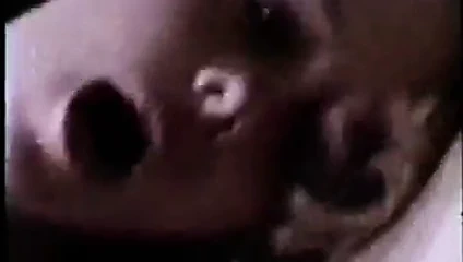 Küçük bayan - tina louise dumanlı tarafından becerdin alır