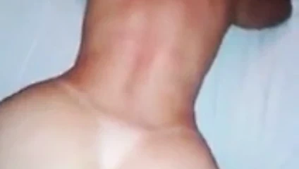 Gravando a foda com a gostosa gemendo na piroca