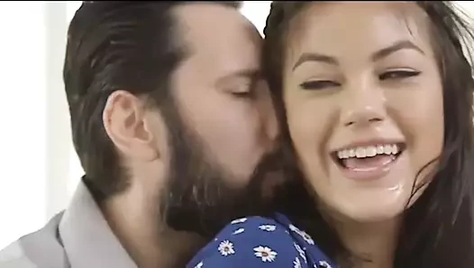 Seksi australian gf berbat ve sikikleri ona bf önce yutma