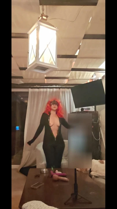 Azdırma dansı striptiz