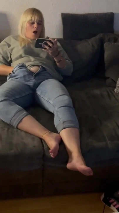 Mastürbasyon kanepesi porno izle çoklu orgazm yoğun ıslak amcık sarışın tek başına titriyor twitch ıslak inliyor | Klip 2
