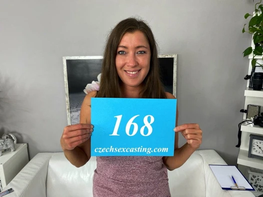 Cast direktörü horoz yemeyi seviyor