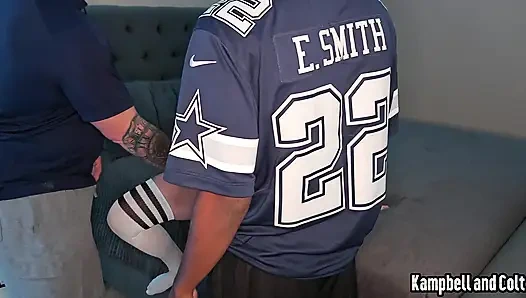 Koçun karısı yıldız oyuncusunu ve koçu sikiyor!