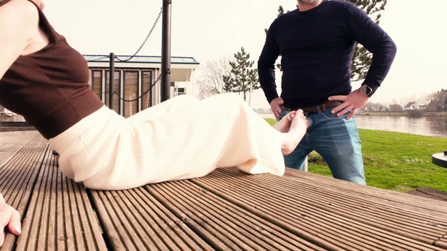 210 beklenmedik ayakla muamele