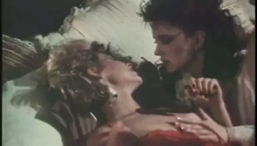 Klasik 1984 - İsveç erotik filmi - etrafta dolaşacak çok şey var