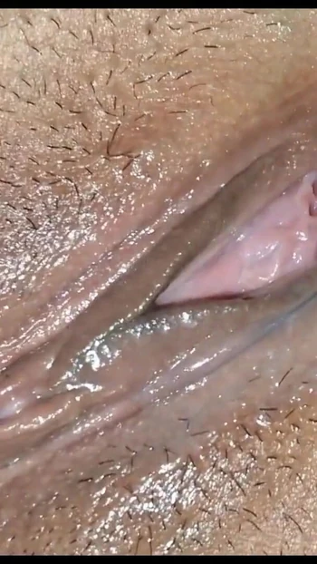 Завораживающий момент из "Индийский деревенской девушки дези, секс сводной сестры, быстрый секс время"