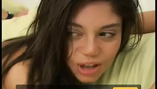 Harika vücutlu çok güzel bir melanie sugarcube anal sikişiyor