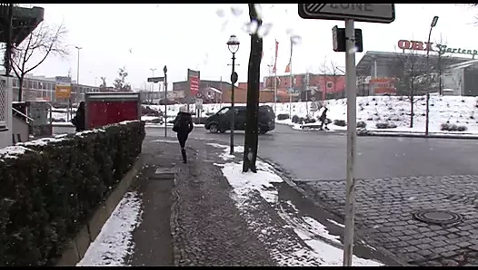 Ateşli Alman yarak için can atıyor