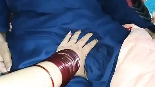 Üvey annem evden ayrıldıktan sonra, odam kötü durumda - Hintçe ses