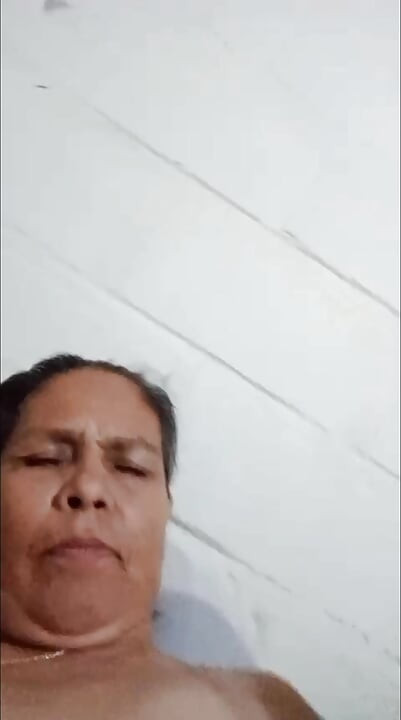 Küçük oyuncağımı seviyorum