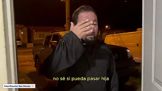 Rahip ele geçirilmiş WendyNicolle'dan iblisi sikiyor